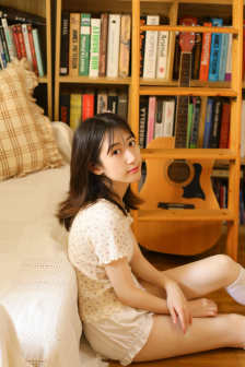 老卫淑华二次上船